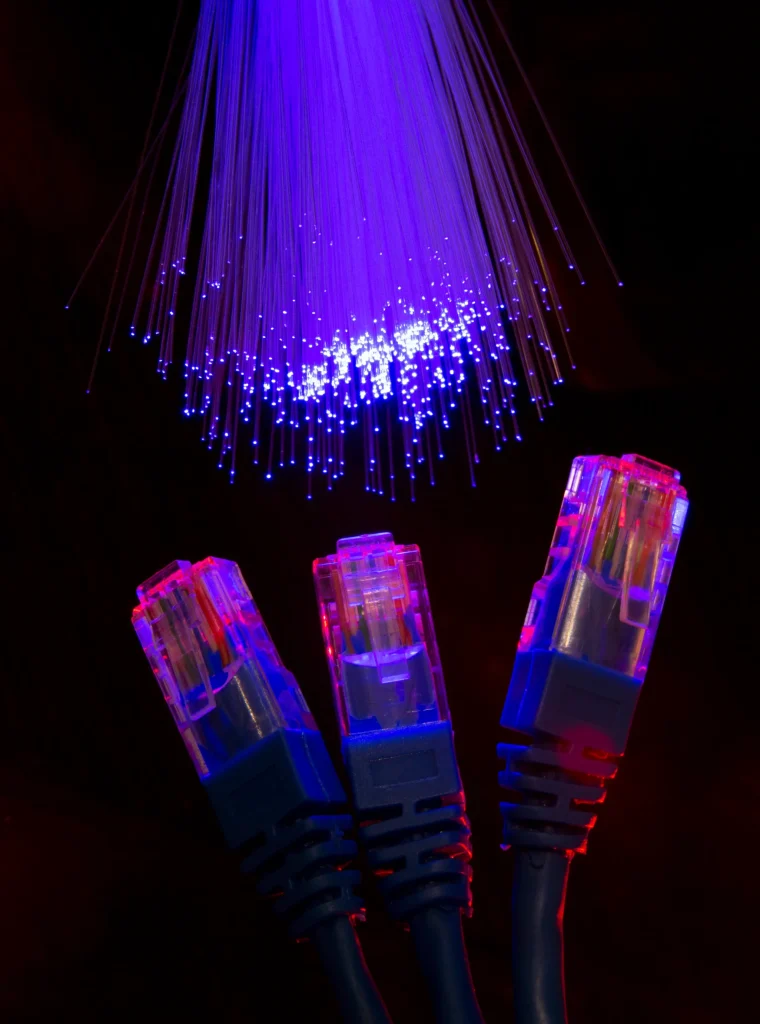hermoso-detalle-de-fibra-optica